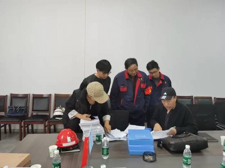 赤峰金通二期電解項(xiàng)目部順利通過(guò)赤峰市高新區(qū)國(guó)慶節(jié)前安全、質(zhì)量...